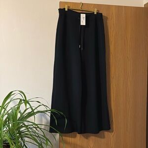 Evereve spanx soft wide leg lightweight jogger. XL nwt